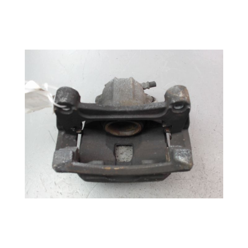 ETRIER DE FREIN AVANT DROIT RENAULT SCENIC