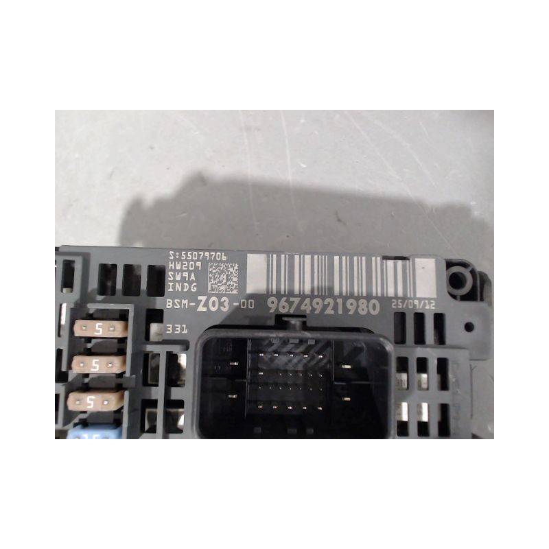 BOITE A FUSIBLES PEUGEOT 508