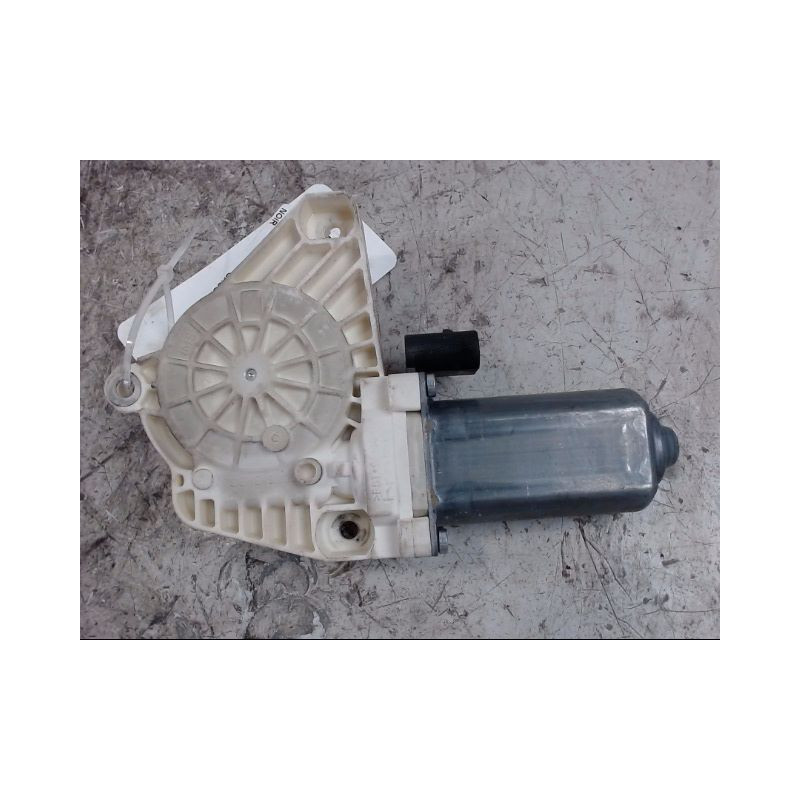 MECANISME+MOTEUR LEVE-GLACE AVANT GAUCHE MERCEDES CLASSE A 3P