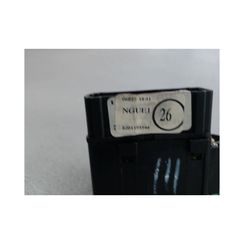 COMMANDE ESSUIE GLACE RENAULT TWINGO