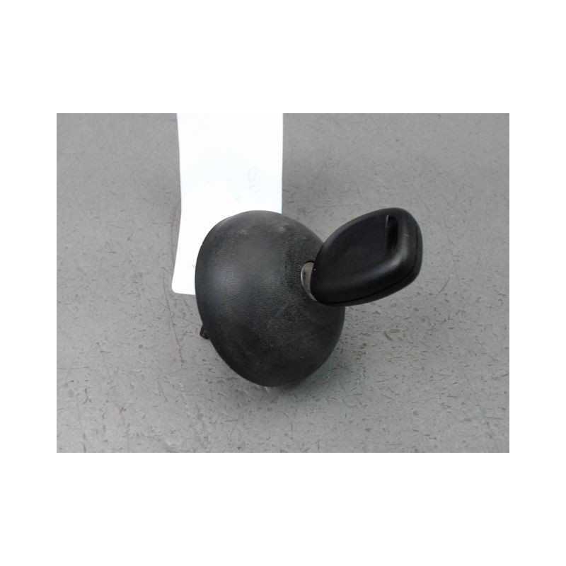 BOUCHON RESERVOIR A CARBURANT RENAULT CLIO CAMPUS II Phase 1 2006-2009