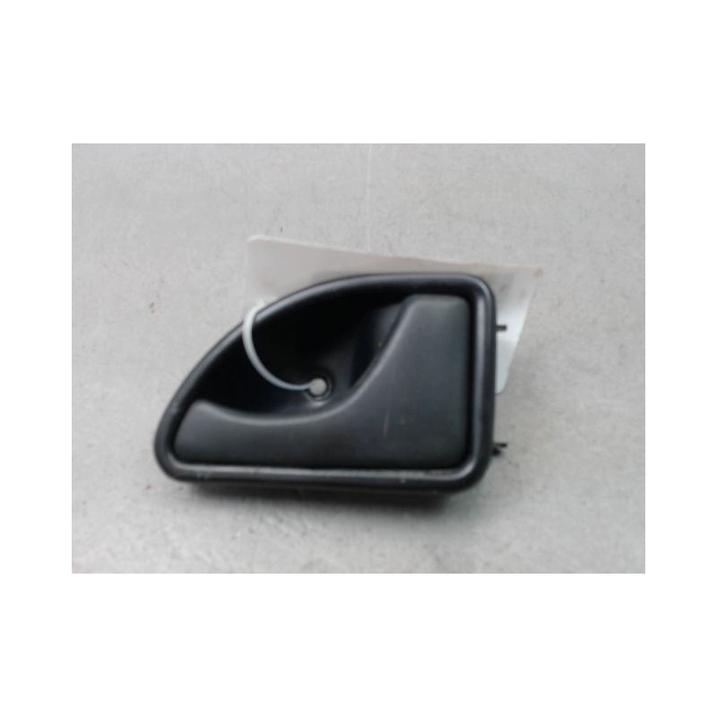 POIGNEE INTERIEURE PORTE AVANT DROIT RENAULT KANGOO BREAK I Phase 1 1997-2003