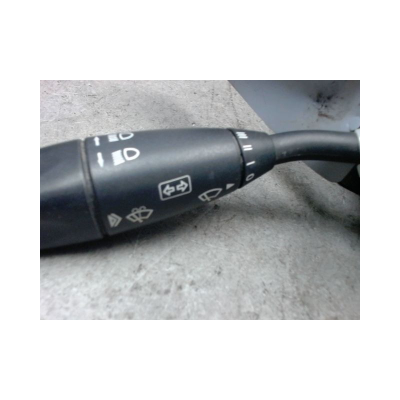 COMMANDE CLIGNOTANT MERCEDES SPRINTER TOLE MOYEN 2006-