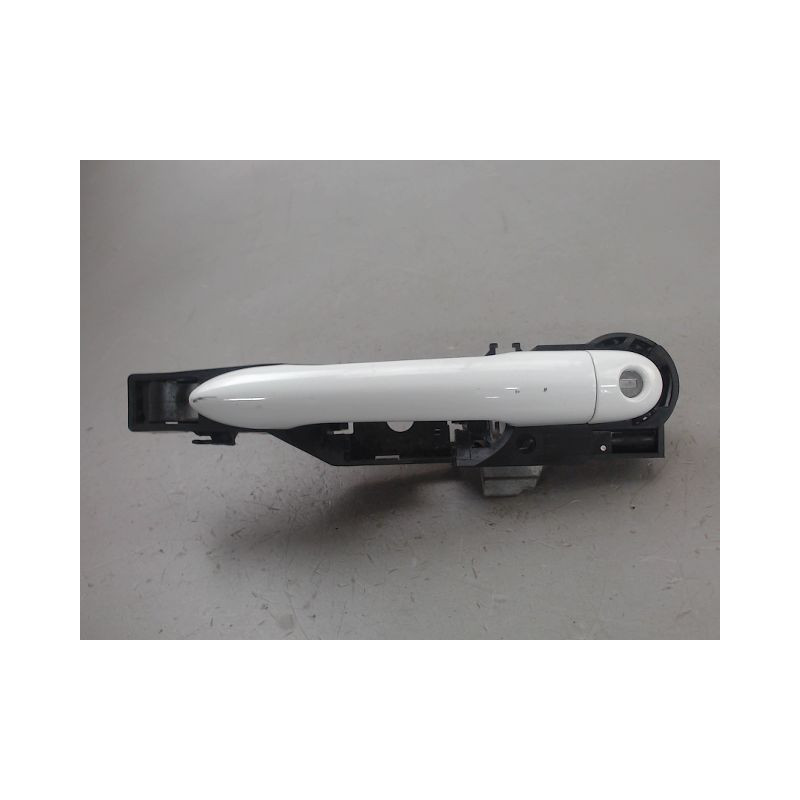 POIGNEE EXTERIEURE PORTE AVANT GAUCHE RENAULT CLIO