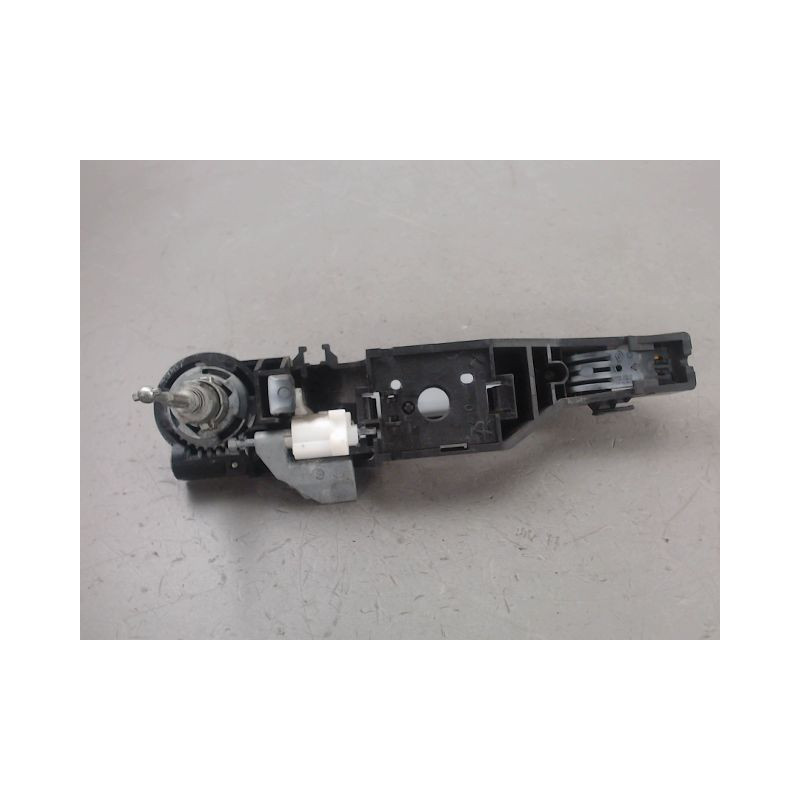 POIGNEE EXTERIEURE PORTE AVANT GAUCHE RENAULT CLIO