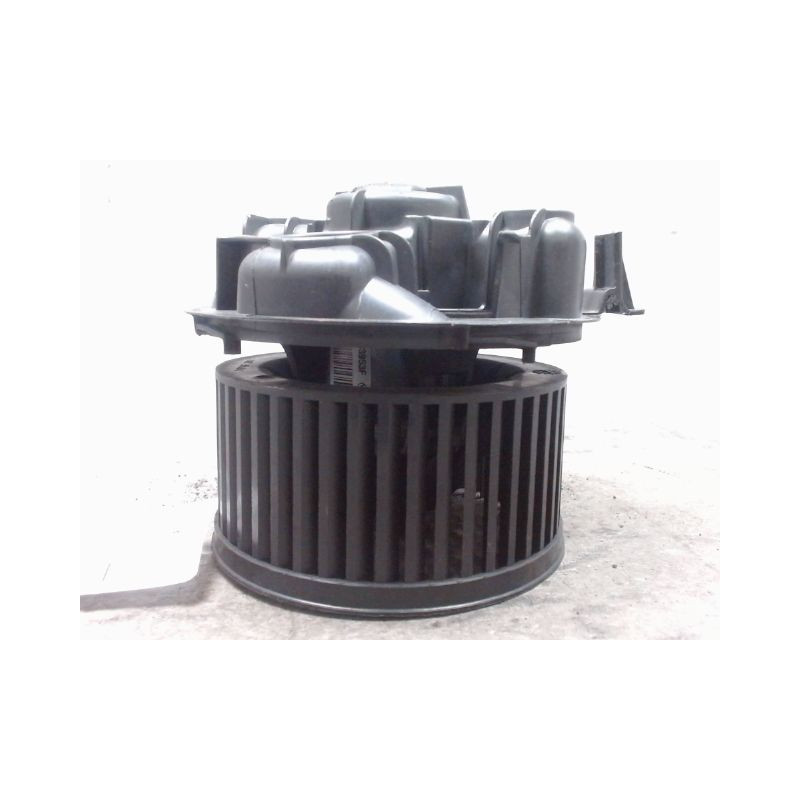 MOTEUR VENTILATEUR CHAUFFAGE RENAULT CLIO III ESTATE 2008-