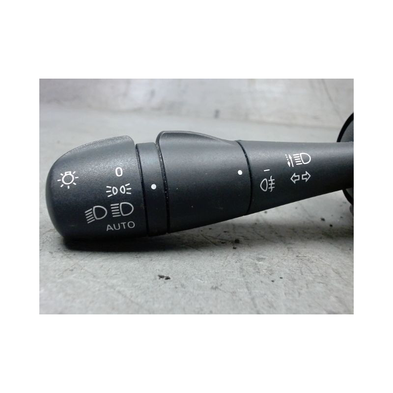 COMMANDE CLIGNOTANT RENAULT CLIO