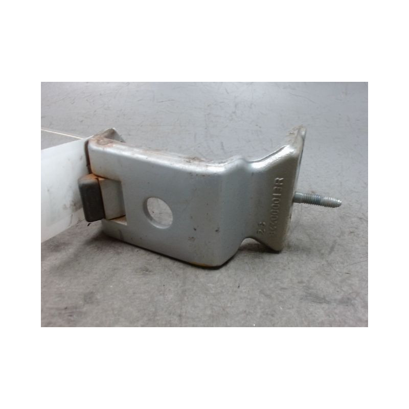 CHARNIERE INF PORTE BATTANTE ARD RENAULT MASTER