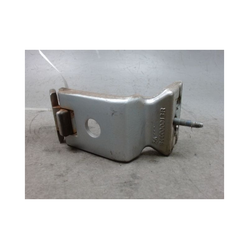CHARNIERE SUP PORTE BATTANTE ARD RENAULT MASTER