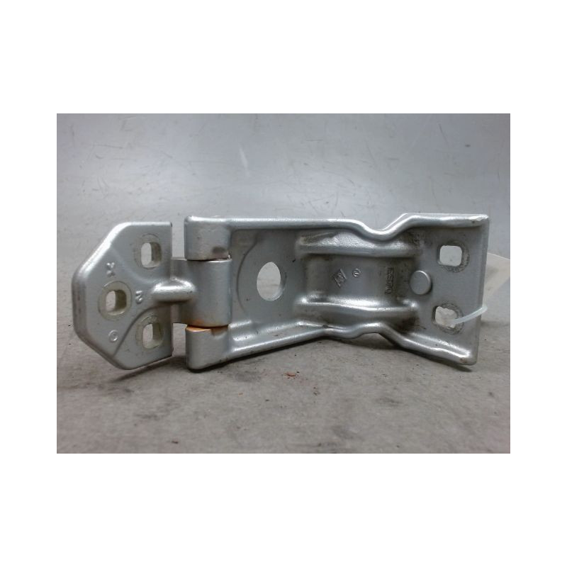 CHARNIERE SUP PORTE BATTANTE ARG RENAULT MASTER