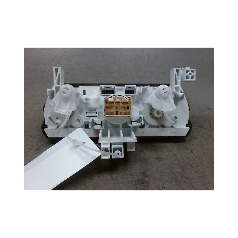 COMMANDE DE CHAUFFAGE DACIA SANDERO