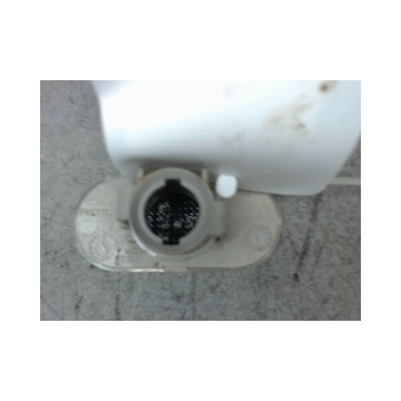REPETITEUR AILE DROIT RENAULT TWINGO 2 2007-