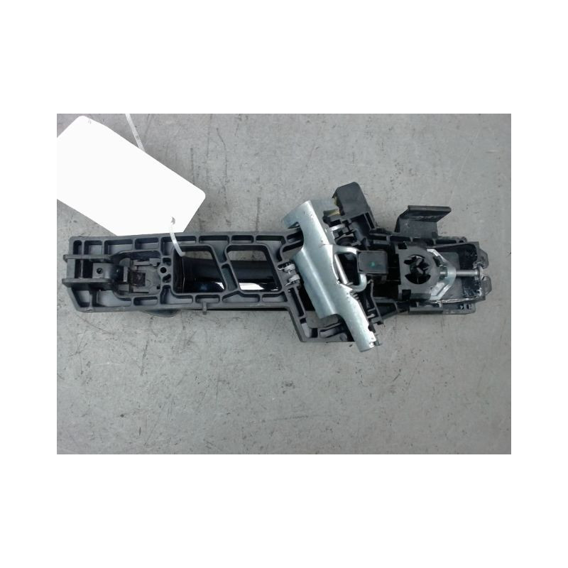 POIGNEE EXTERIEURE PORTE AVANT DROIT FORD FIESTA