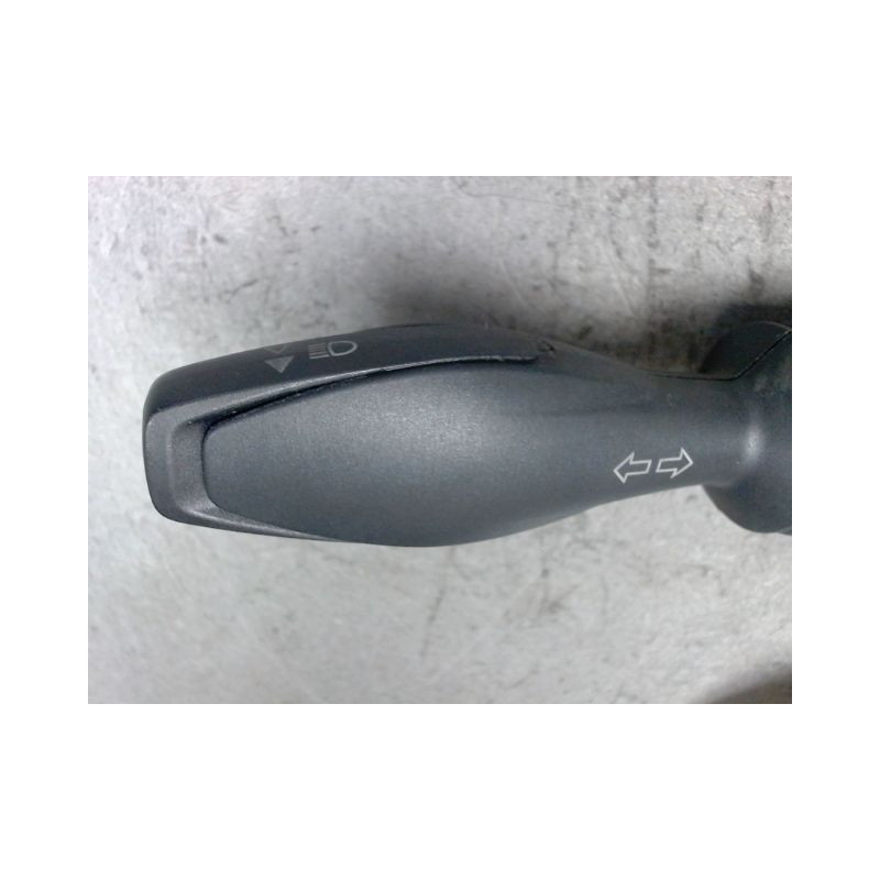 COMMANDE CLIGNOTANT FORD FIESTA
