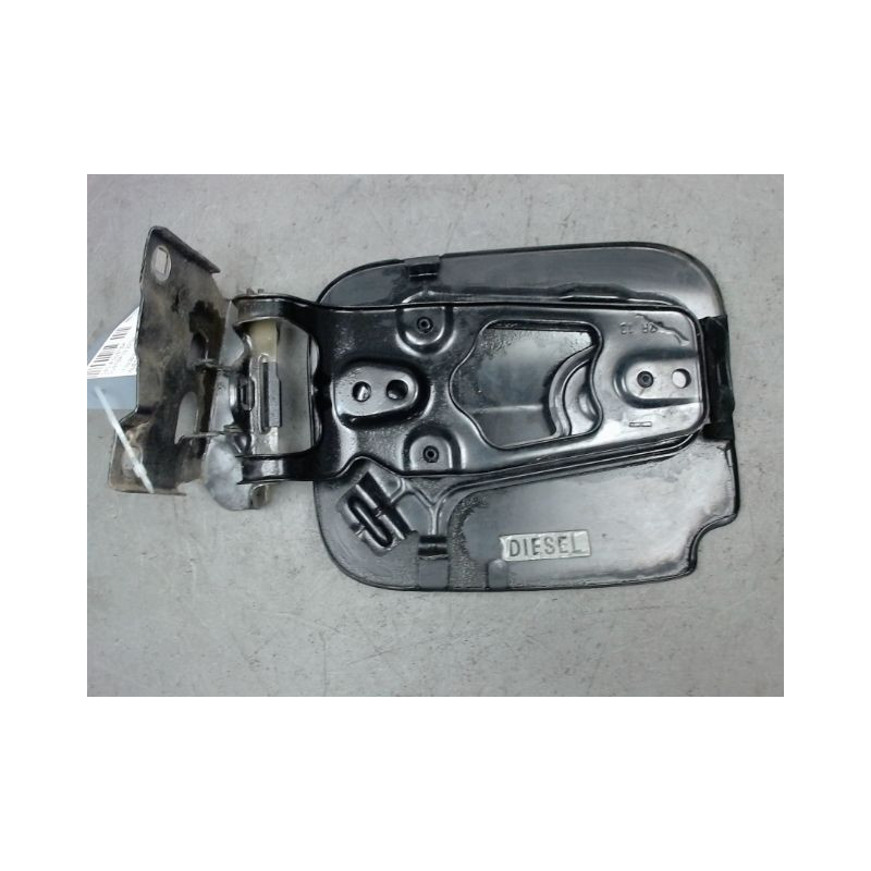 VOLET DE TRAPPE CARBURANT DACIA DUSTER 2010-
