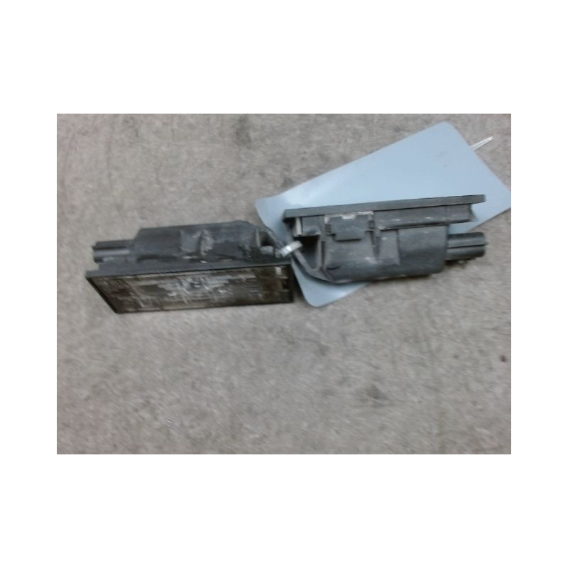 ECLAIREUR PLAQUE DE POLICE RENAULT LAGUNA