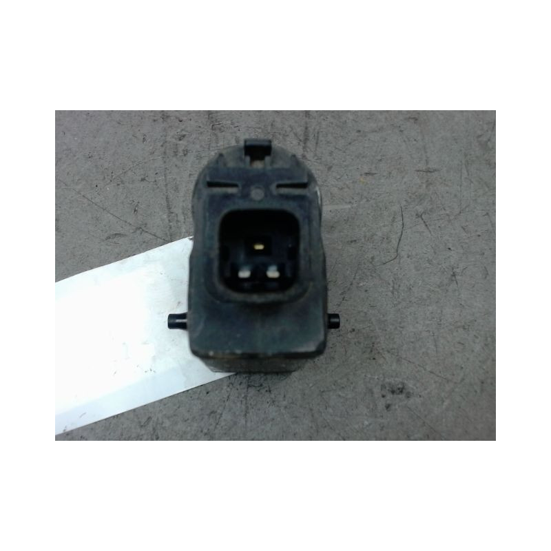 POMPE LAVE-GLACE AVANT KIA NIRO