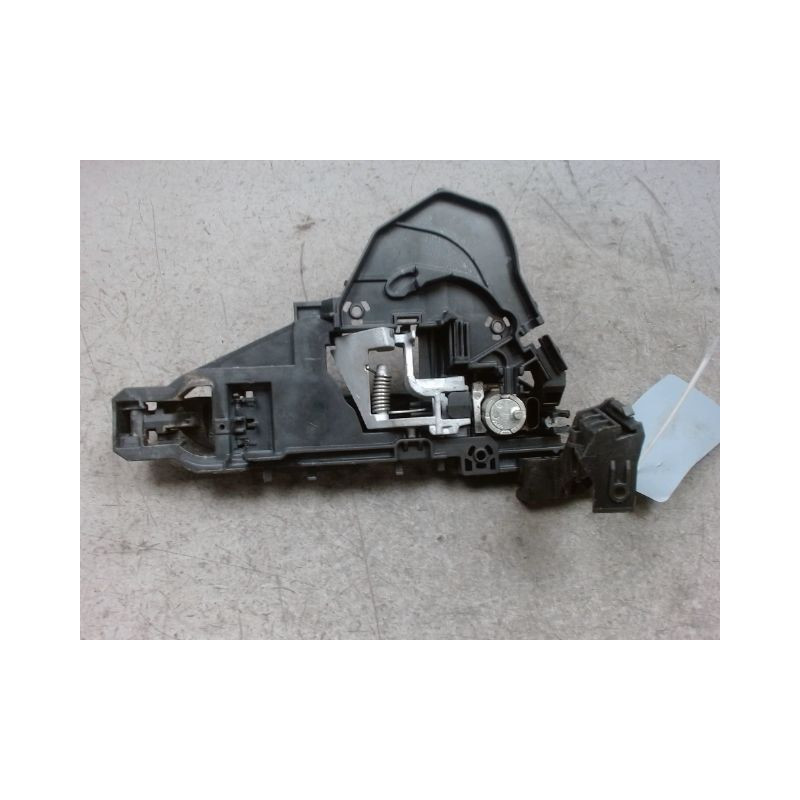 POIGNEE EXTERIEURE PORTE AVANT GAUCHE MERCEDES CLASSE B 2008-