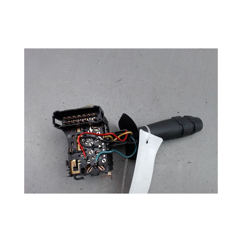 COMMANDE ECLAIRAGE RENAULT TWINGO