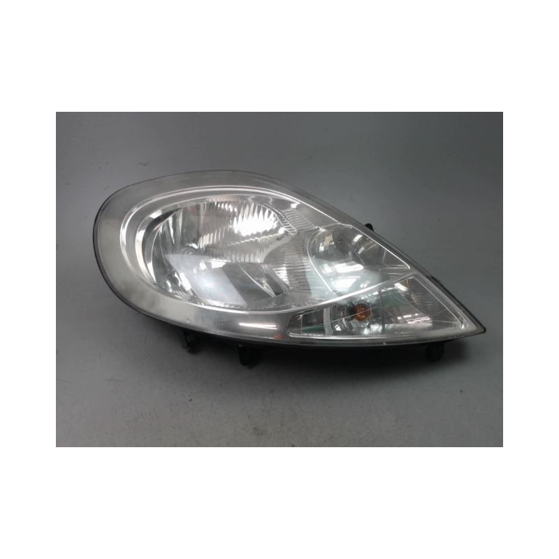PHARE DROIT NISSAN PRIMASTAR