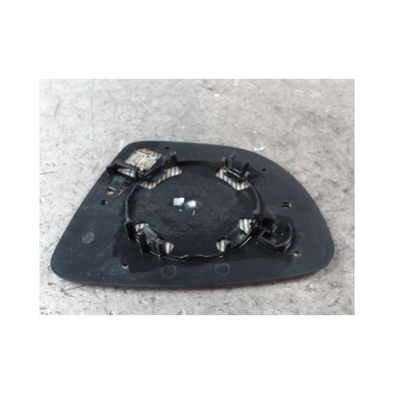 GLACE RETROVISEUR EXT D RENAULT CLIO IV