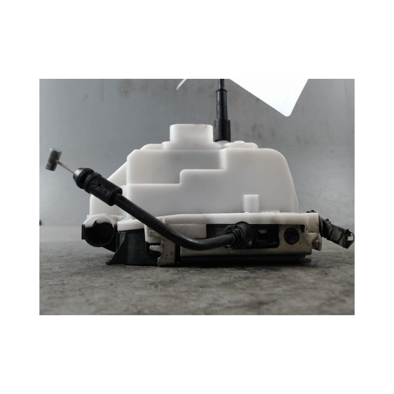 SYSTEME CONDAMNATION AVANT DROIT RENAULT SCENIC II PH2 2006-