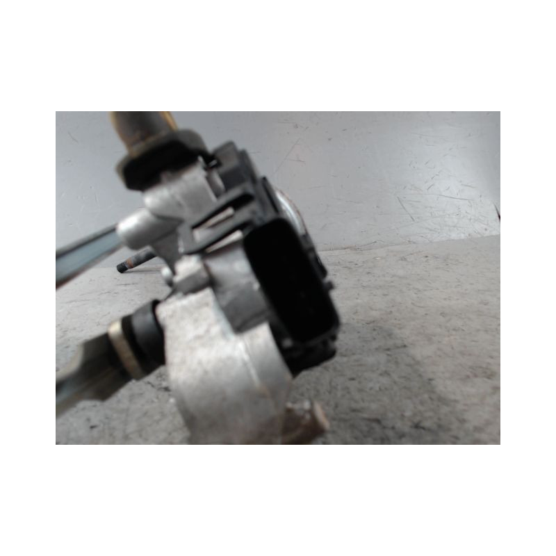 MECANISME ESSUIE-GLACE AVANT DACIA SANDERO 2008-