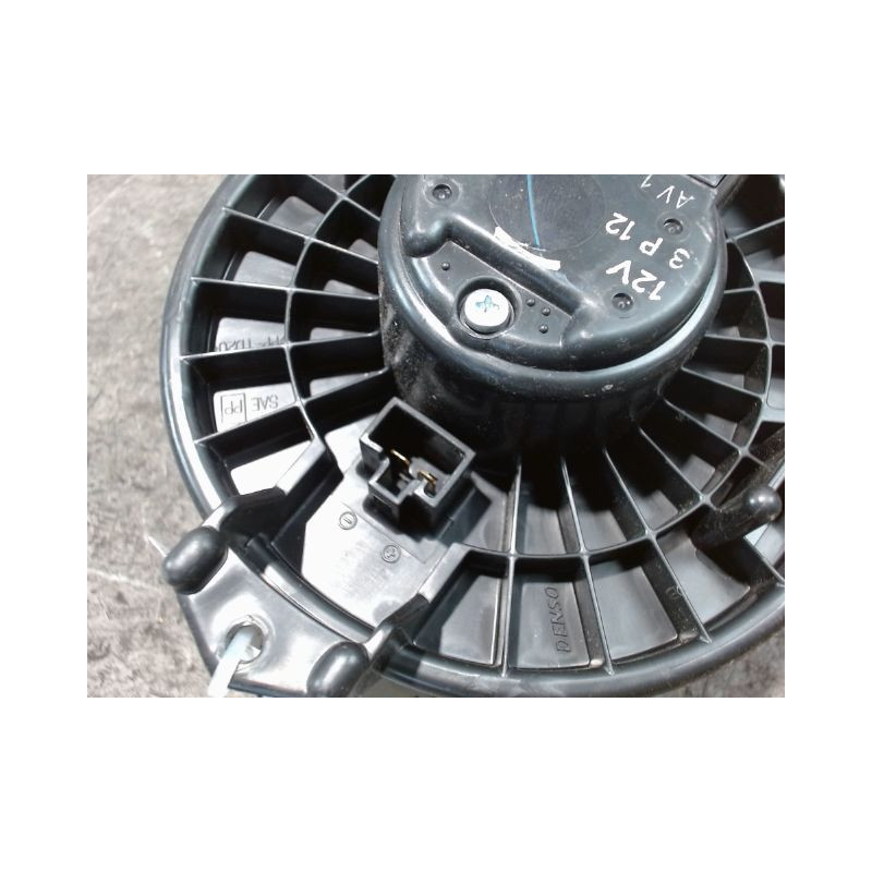 MOTEUR VENTILATEUR CHAUFFAGE TOYOTA YARIS 2005-