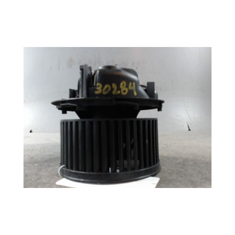 MOTEUR VENTILATEUR CHAUFFAGE RENAULT CLIO III 2009-
