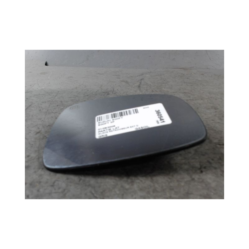 GLACE RETROVISEUR EXT D SUZUKI SWIFT 3P