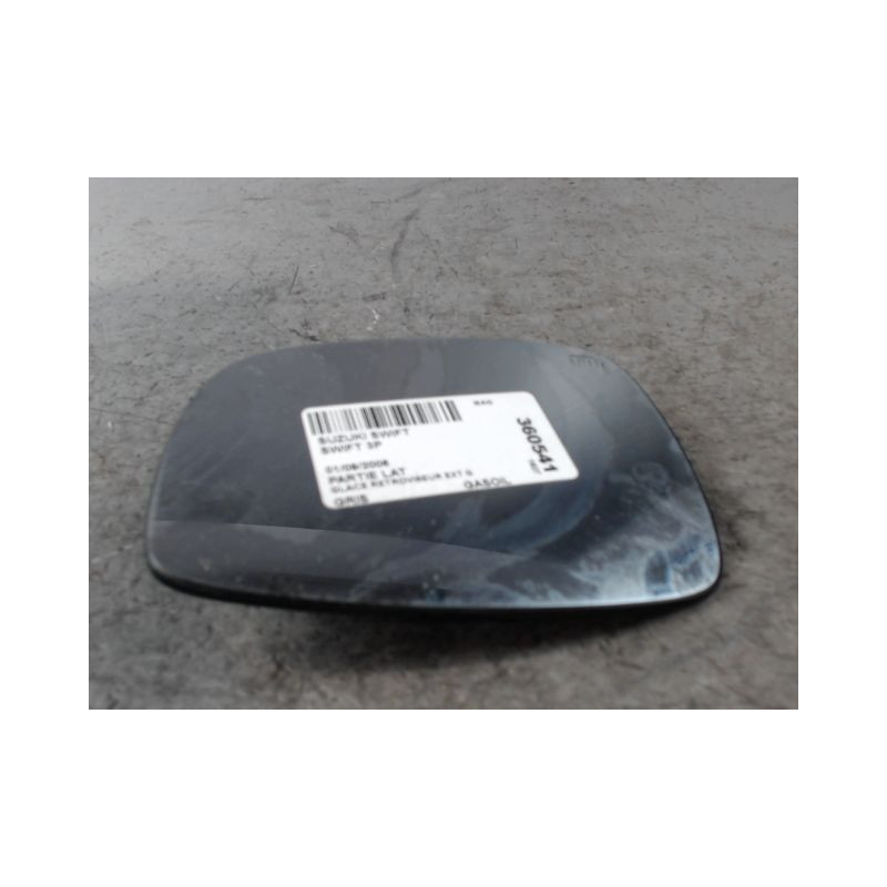 GLACE RETROVISEUR EXT G SUZUKI SWIFT 3P