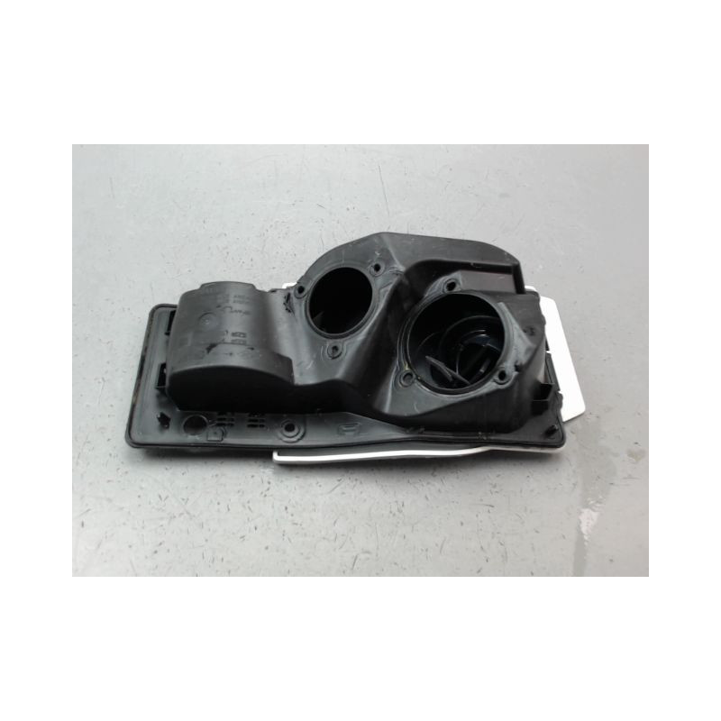 VOLET DE TRAPPE CARBURANT RENAULT TRAFIC