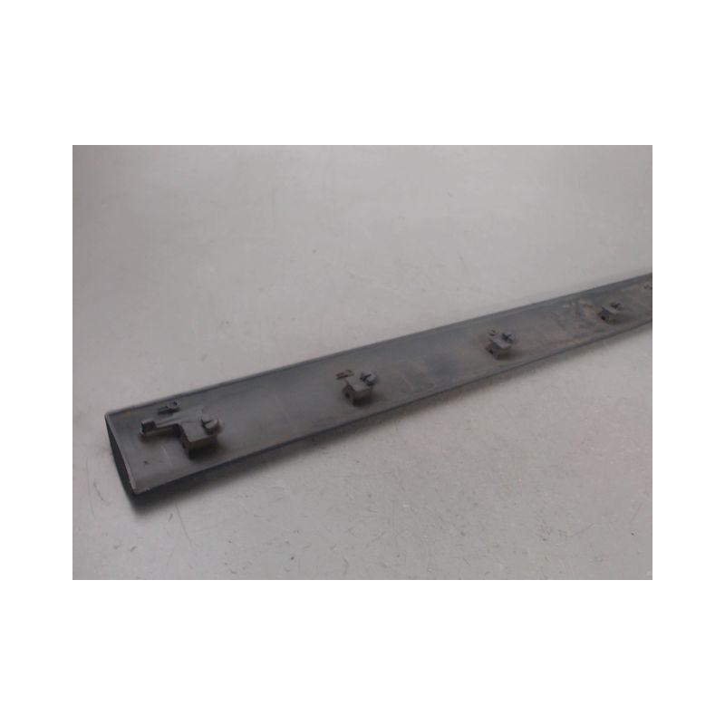 PROTECTION PORTE AVANT DROIT RENAULT CLIO