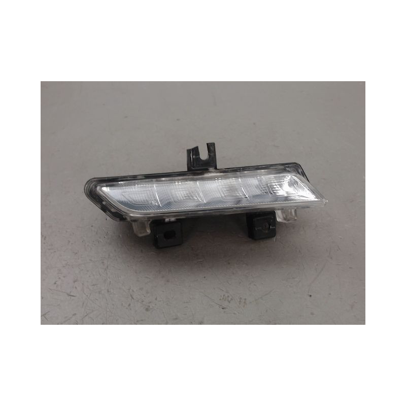 FEUX POSITION DROIT RENAULT CLIO