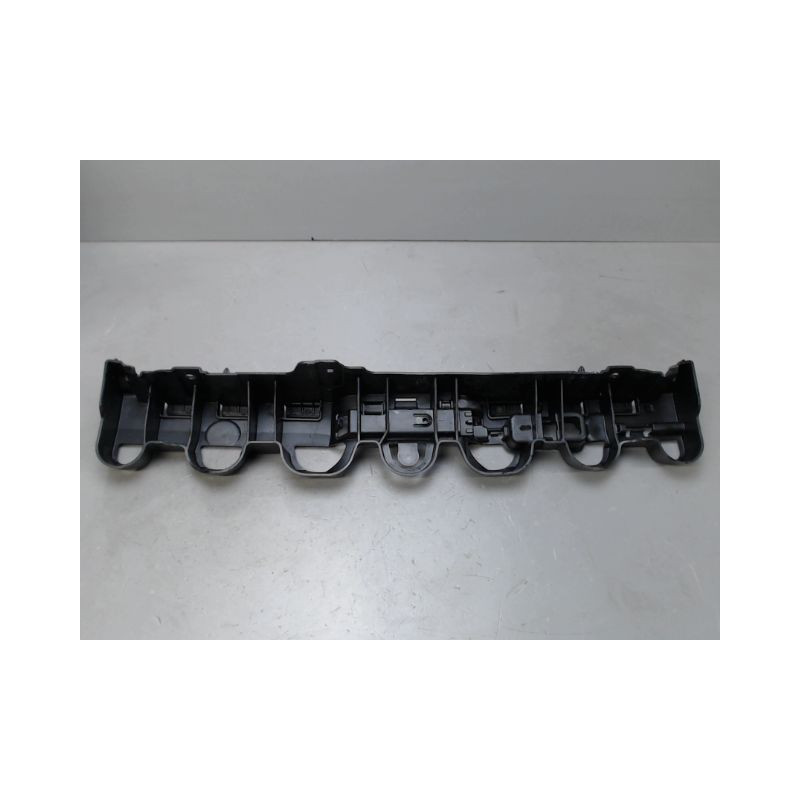 SUPPORT CENTRAL PARE-CHOC ARRIERE  RENAULT CLIO