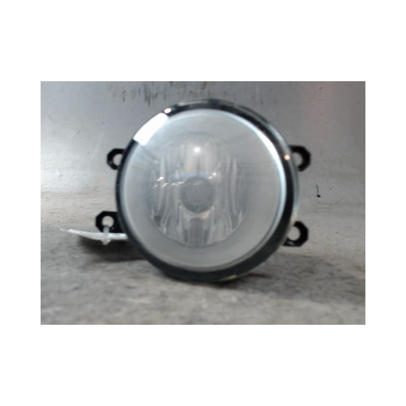 PHARE ANTIBROUILLARD AVANT DROIT TOYOTA AURIS 2007-