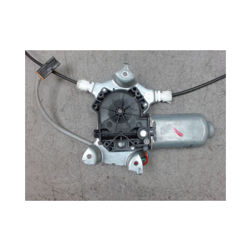 MECANISME+MOTEUR LEVE-GLACE AVANT GAUCHE NISSAN PRIMERA