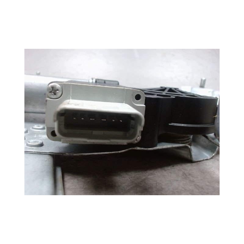 MECANISME+MOTEUR LEVE-GLACE AVANT GAUCHE DACIA SANDERO