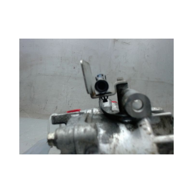 COMPRESSEUR AIR CONDITIONNE SUZUKI SWIFT