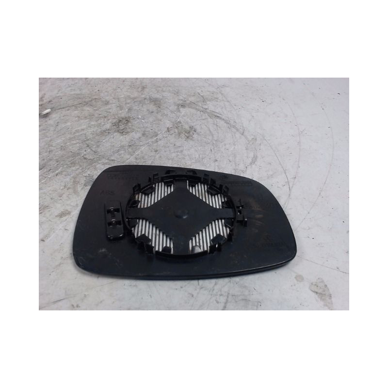 GLACE RETROVISEUR EXT G SUZUKI SWIFT