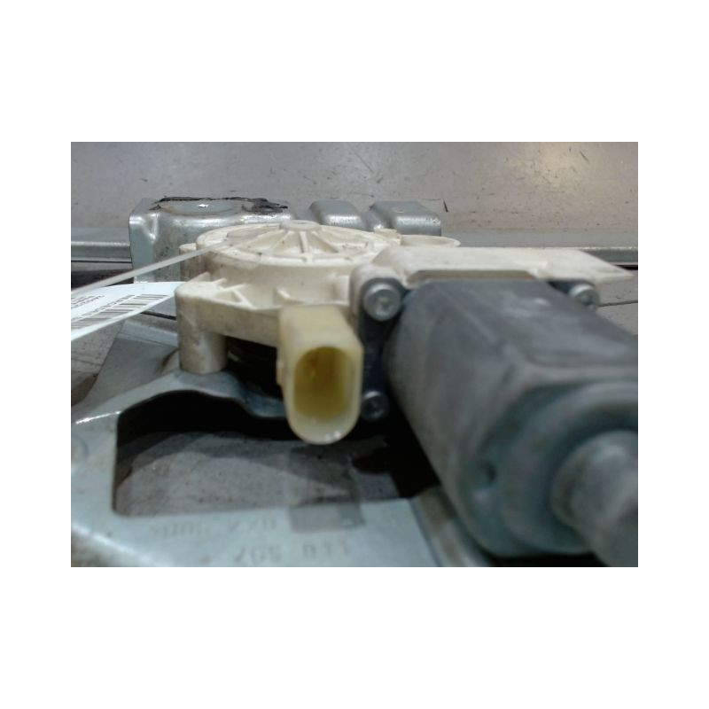 MECANISME+MOTEUR LEVE-GLACE AVANT DROIT MERCEDES SPRINTER