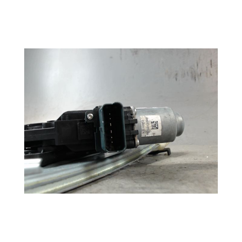MECANISME+MOTEUR LEVE-GLACE ARRIERE DROIT RENAULT MEGANE