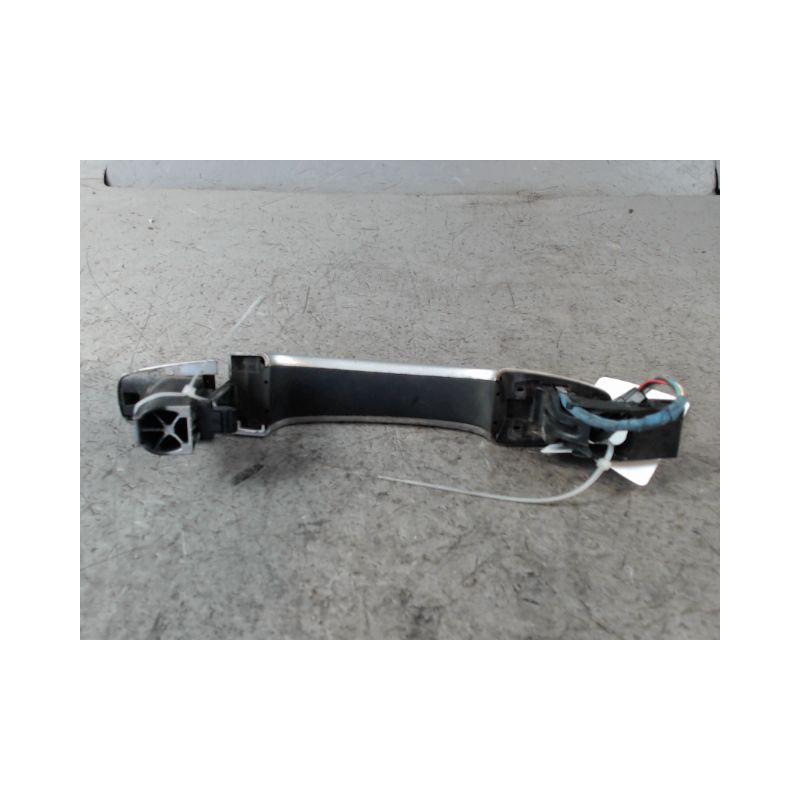 POIGNEE EXTERIEURE PORTE AVANT DROIT RENAULT MEGANE