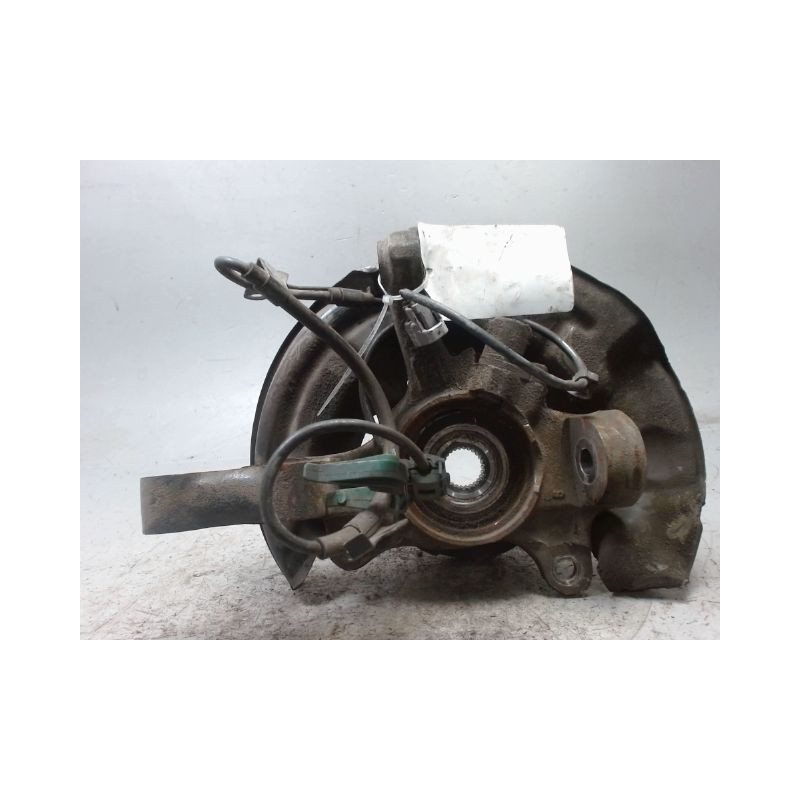 PIVOT AVANT DROIT TOYOTA AVENSIS -2000