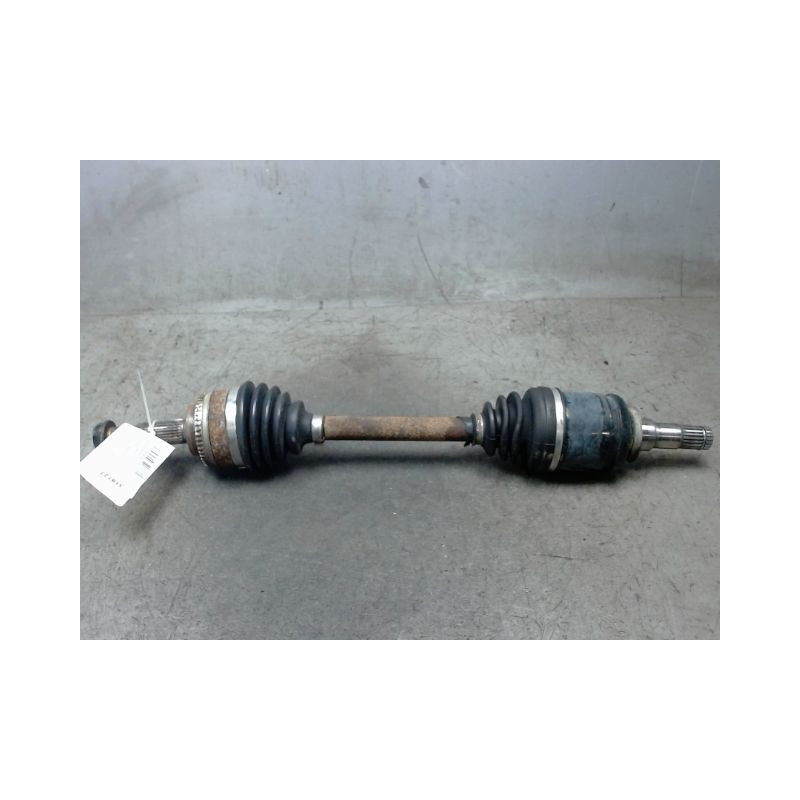 TRANSMISSION AVANT GAUCHE TOYOTA AVENSIS -2000 2.0 TD 