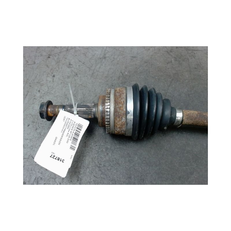 TRANSMISSION AVANT GAUCHE TOYOTA AVENSIS -2000 2.0 TD 
