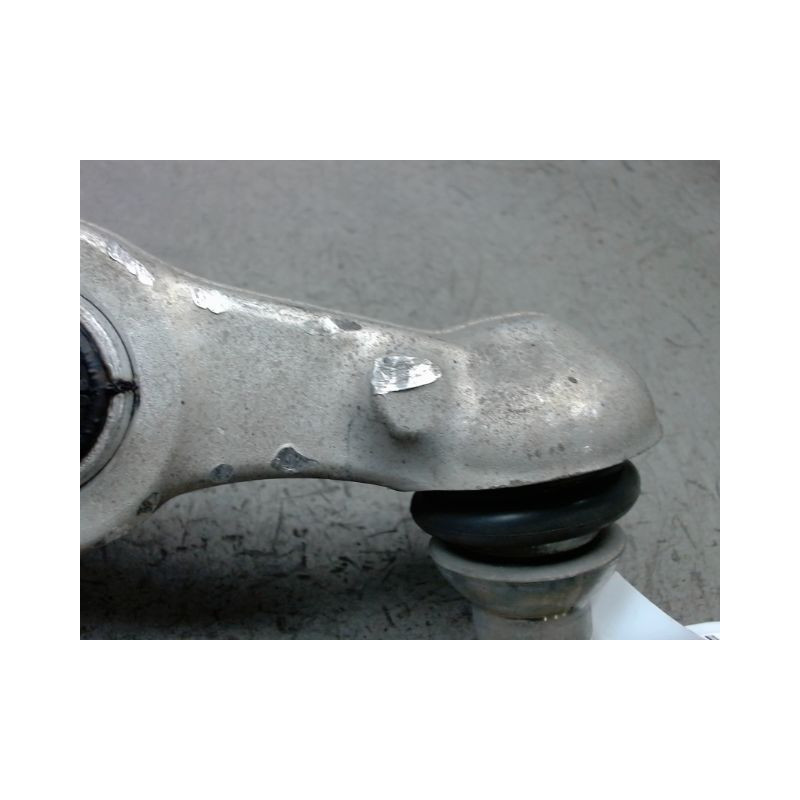 TRIANGLE INFERIEUR AVANT DROIT MERCEDES CLASSE E