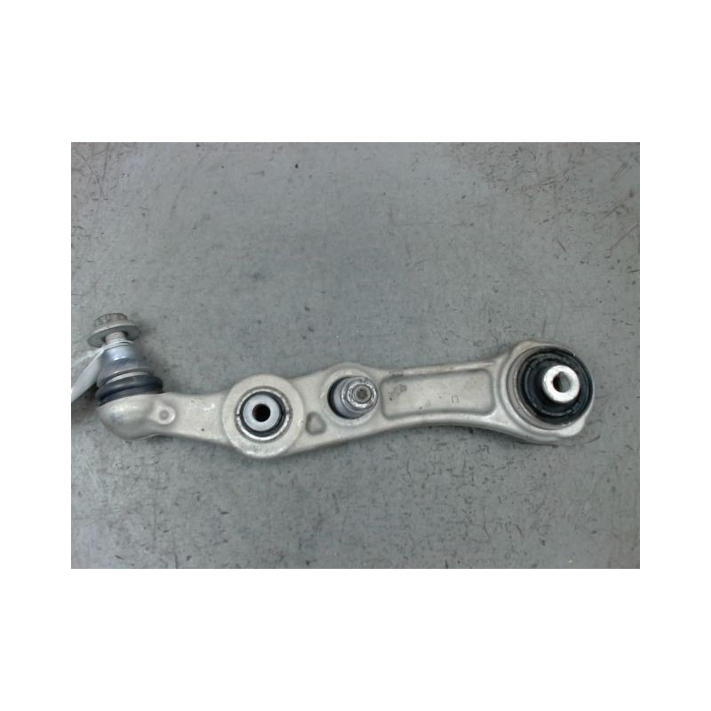 TRIANGLE INFERIEUR AVANT GAUCHE MERCEDES CLASSE E