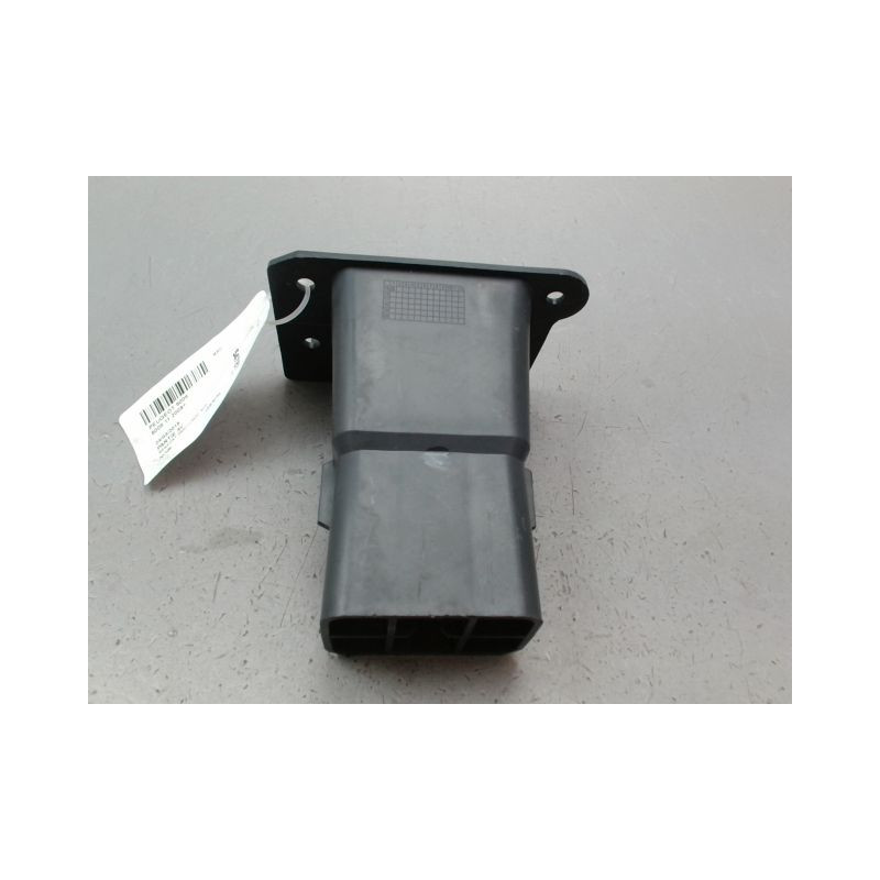 RENFORT PARE-CHOC AVG PEUGEOT 5008 2009-