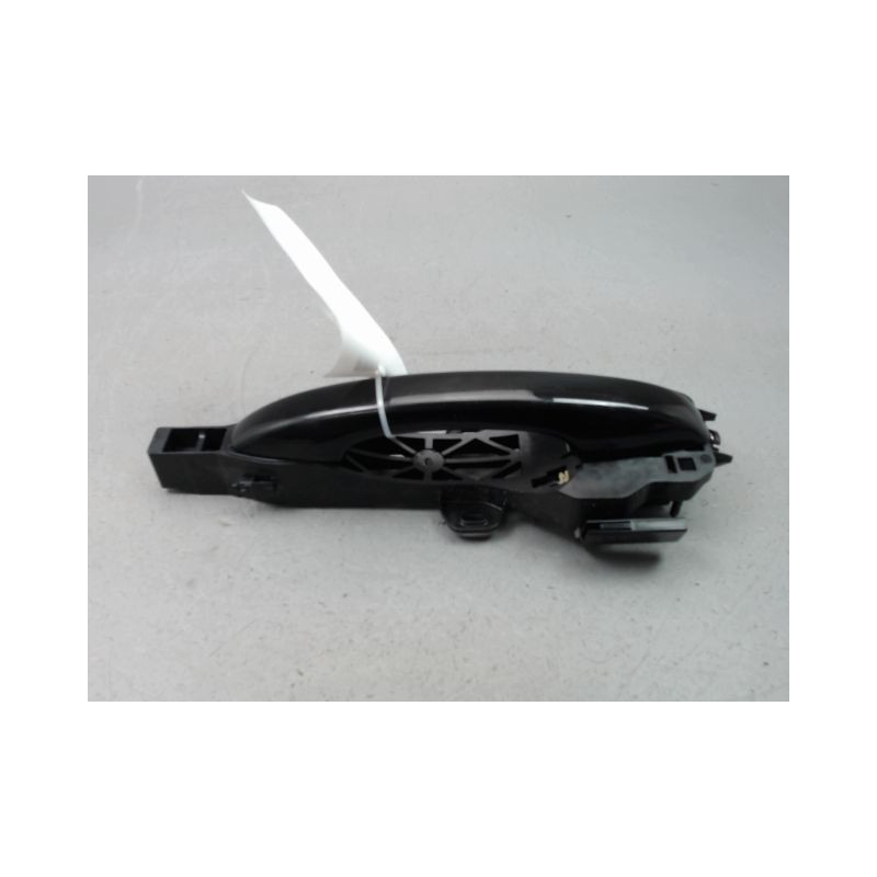 POIGNEE EXTERIEURE PORTE AVANT DROIT DACIA DUSTER 2010-